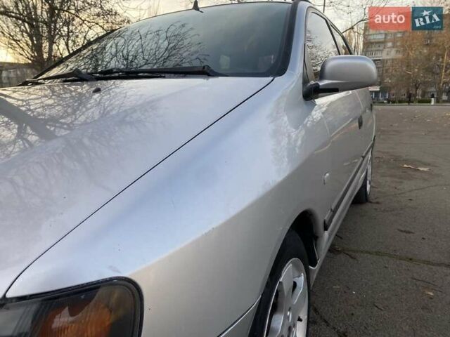 Сірий Міцубісі Спейс Стар, об'ємом двигуна 1.58 л та пробігом 250 тис. км за 2800 $, фото 10 на Automoto.ua