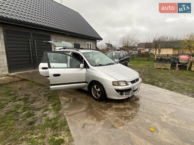 Сірий Міцубісі Спейс Стар, об'ємом двигуна 1.58 л та пробігом 300 тис. км за 2450 $, фото 10 на Automoto.ua