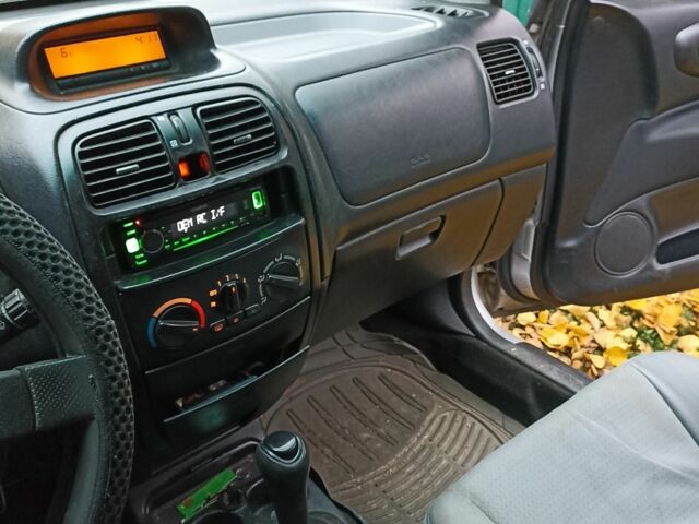 Серый Мицубиси Спейс Стар, объемом двигателя 1.8 л и пробегом 370 тыс. км за 2900 $, фото 6 на Automoto.ua