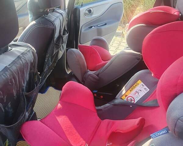 Серый Мицубиси Спейс Стар, объемом двигателя 1.6 л и пробегом 204 тыс. км за 1500 $, фото 8 на Automoto.ua