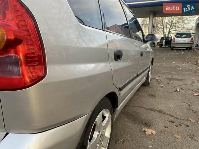 Сірий Міцубісі Спейс Стар, об'ємом двигуна 1.58 л та пробігом 250 тис. км за 2800 $, фото 11 на Automoto.ua