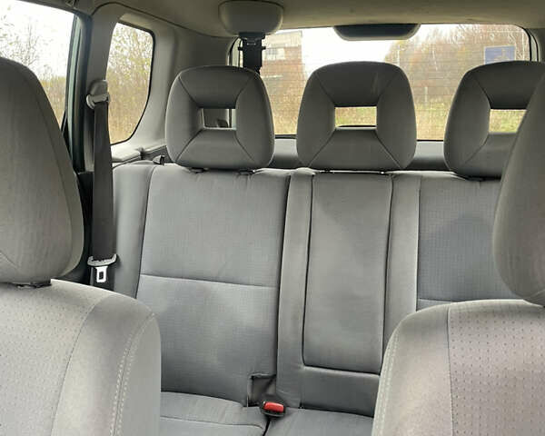 Сірий Міцубісі Спейс Стар, об'ємом двигуна 1.58 л та пробігом 295 тис. км за 2750 $, фото 12 на Automoto.ua