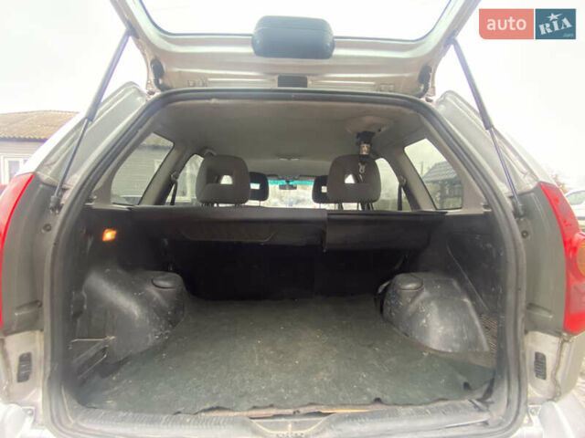 Сірий Міцубісі Спейс Стар, об'ємом двигуна 1.58 л та пробігом 300 тис. км за 2450 $, фото 5 на Automoto.ua