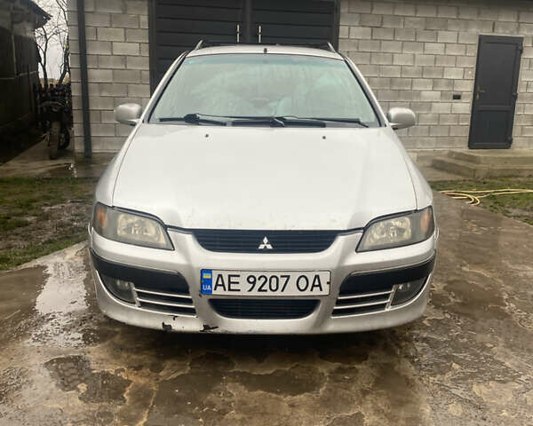 Сірий Міцубісі Спейс Стар, об'ємом двигуна 1.58 л та пробігом 300 тис. км за 2450 $, фото 1 на Automoto.ua