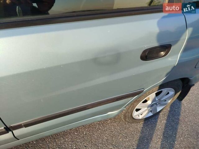 Сірий Міцубісі Спейс Стар, об'ємом двигуна 1.6 л та пробігом 205 тис. км за 3399 $, фото 16 на Automoto.ua