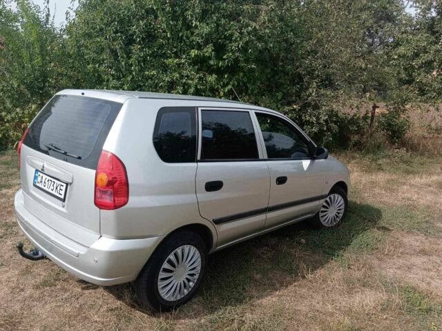 Серый Мицубиси Спейс Стар, объемом двигателя 1.6 л и пробегом 2 тыс. км за 4000 $, фото 4 на Automoto.ua