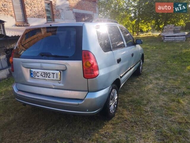 Сірий Міцубісі Спейс Стар, об'ємом двигуна 1.58 л та пробігом 246 тис. км за 2800 $, фото 1 на Automoto.ua