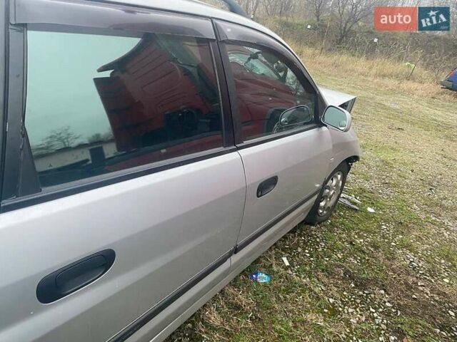 Серый Мицубиси Спейс Стар, объемом двигателя 1.6 л и пробегом 151 тыс. км за 2300 $, фото 4 на Automoto.ua