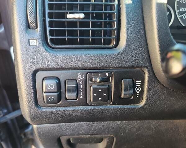 Сірий Міцубісі Спейс Стар, об'ємом двигуна 1.6 л та пробігом 227 тис. км за 3200 $, фото 12 на Automoto.ua