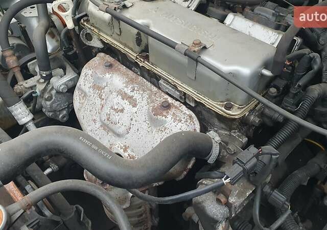 Сірий Міцубісі Спейс Стар, об'ємом двигуна 1.6 л та пробігом 208 тис. км за 3550 $, фото 28 на Automoto.ua