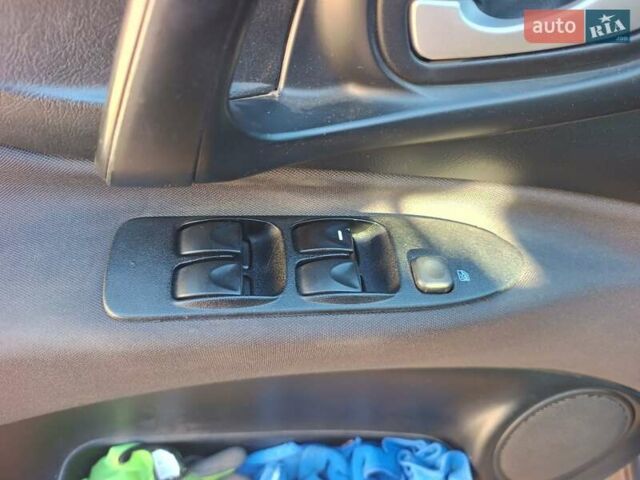 Сірий Міцубісі Спейс Стар, об'ємом двигуна 1.6 л та пробігом 227 тис. км за 3200 $, фото 13 на Automoto.ua