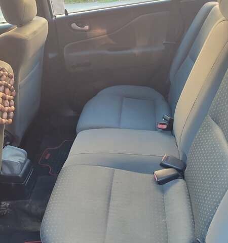 Серый Мицубиси Спейс Стар, объемом двигателя 1.3 л и пробегом 210 тыс. км за 2999 $, фото 10 на Automoto.ua