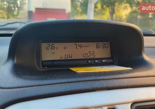 Серый Мицубиси Спейс Стар, объемом двигателя 1.3 л и пробегом 210 тыс. км за 2999 $, фото 4 на Automoto.ua