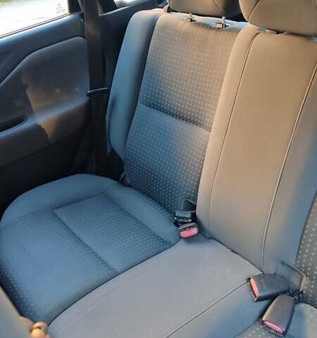 Серый Мицубиси Спейс Стар, объемом двигателя 1.3 л и пробегом 210 тыс. км за 2999 $, фото 12 на Automoto.ua