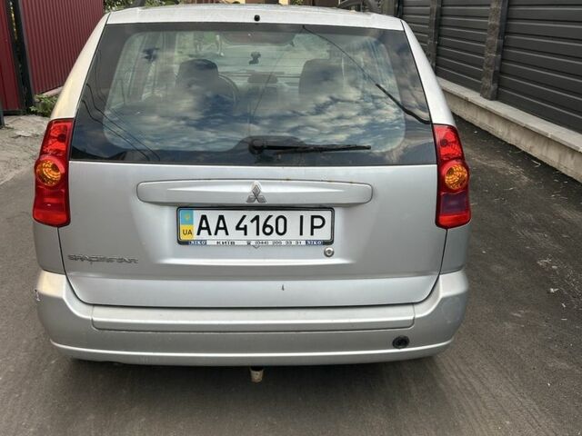 Сірий Міцубісі Спейс Стар, об'ємом двигуна 1.6 л та пробігом 253 тис. км за 4000 $, фото 1 на Automoto.ua