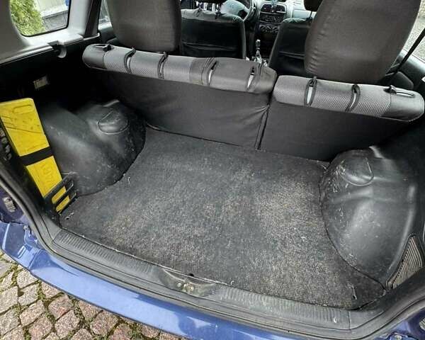 Синий Мицубиси Спейс Стар, объемом двигателя 1.58 л и пробегом 381 тыс. км за 2600 $, фото 7 на Automoto.ua