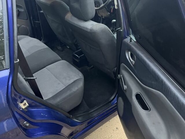 Синий Мицубиси Спейс Стар, объемом двигателя 1.9 л и пробегом 198 тыс. км за 1900 $, фото 9 на Automoto.ua