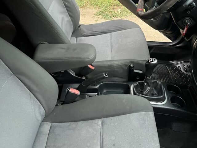 Синий Мицубиси Спейс Стар, объемом двигателя 1.9 л и пробегом 198 тыс. км за 1900 $, фото 13 на Automoto.ua