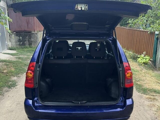 Синий Мицубиси Спейс Стар, объемом двигателя 1.9 л и пробегом 198 тыс. км за 1900 $, фото 7 на Automoto.ua