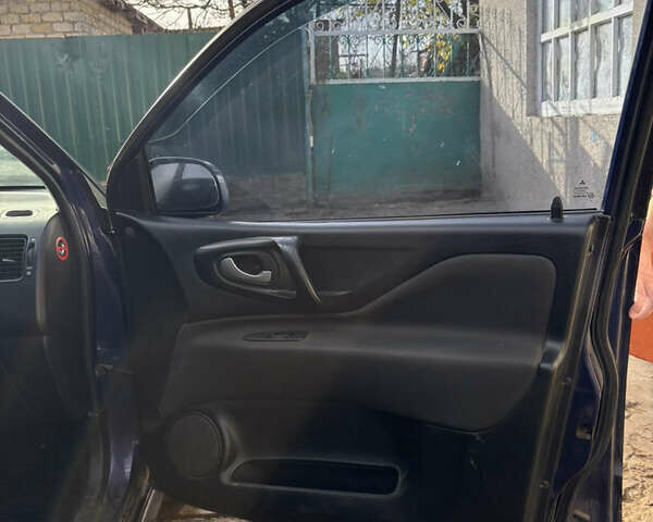 Синій Міцубісі Спейс Стар, об'ємом двигуна 0 л та пробігом 360 тис. км за 2500 $, фото 6 на Automoto.ua