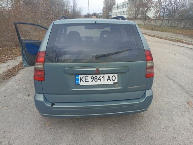 Зелений Міцубісі Спейс Стар, об'ємом двигуна 1.6 л та пробігом 319 тис. км за 1800 $, фото 1 на Automoto.ua