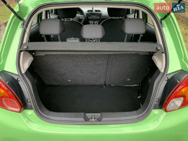 Зелений Міцубісі Спейс Стар, об'ємом двигуна 1 л та пробігом 224 тис. км за 5900 $, фото 18 на Automoto.ua