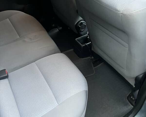 Зеленый Мицубиси Спейс Стар, объемом двигателя 1.8 л и пробегом 307 тыс. км за 3300 $, фото 16 на Automoto.ua