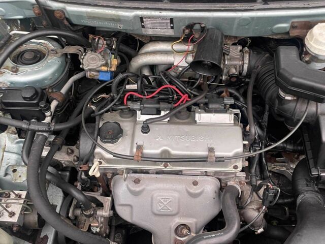 Зелений Міцубісі Спейс Стар, об'ємом двигуна 1.6 л та пробігом 310 тис. км за 2700 $, фото 8 на Automoto.ua