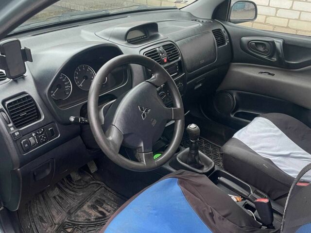 Зелений Міцубісі Спейс Стар, об'ємом двигуна 1.6 л та пробігом 310 тис. км за 2700 $, фото 5 на Automoto.ua