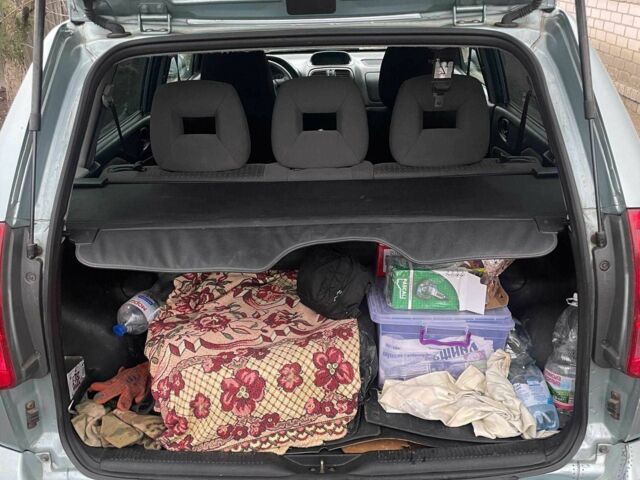 Зелений Міцубісі Спейс Стар, об'ємом двигуна 1.6 л та пробігом 310 тис. км за 2700 $, фото 3 на Automoto.ua