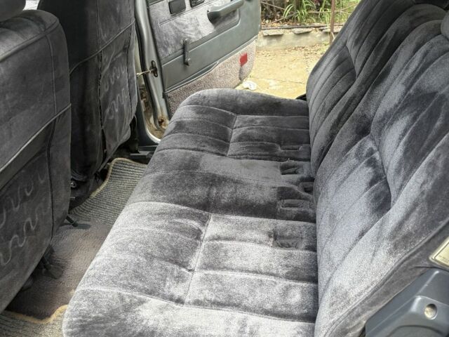 Білий Міцубісі Спейс Вагон, об'ємом двигуна 2 л та пробігом 260 тис. км за 1000 $, фото 6 на Automoto.ua