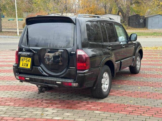 Чорний Міцубісі Спейс Вагон, об'ємом двигуна 3.2 л та пробігом 250 тис. км за 3500 $, фото 7 на Automoto.ua