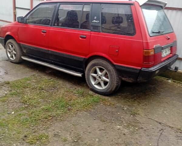 Красный Мицубиси Спейс Вагон, объемом двигателя 2 л и пробегом 100 тыс. км за 900 $, фото 5 на Automoto.ua