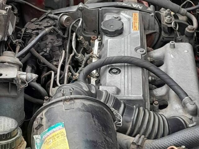 Красный Мицубиси Спейс Вагон, объемом двигателя 1.8 л и пробегом 325 тыс. км за 1150 $, фото 5 на Automoto.ua