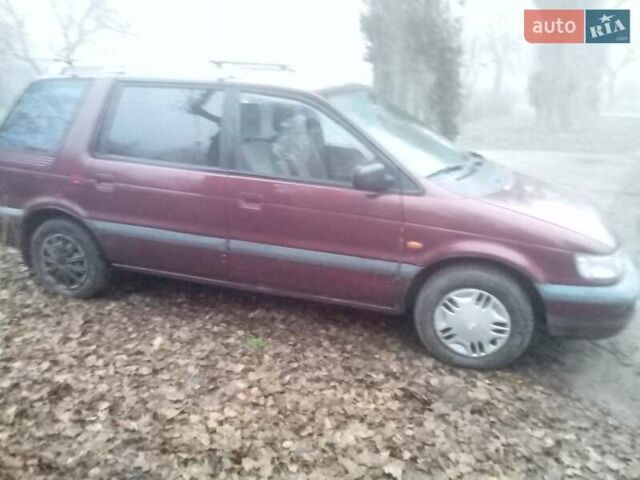 Красный Мицубиси Спейс Вагон, объемом двигателя 2 л и пробегом 300 тыс. км за 1700 $, фото 9 на Automoto.ua