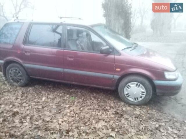 Красный Мицубиси Спейс Вагон, объемом двигателя 2 л и пробегом 300 тыс. км за 1700 $, фото 10 на Automoto.ua