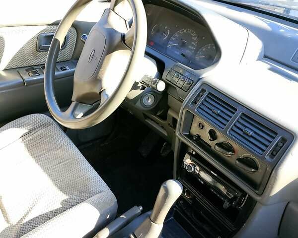 Міцубісі Спейс Вагон 1998 у Івано-Франківську на Automoto.ua Червоний Міцубісі Спейс Вагон, об'ємом двигуна 2 л та пробігом 200 тис. км за 1550 $, фото 5 на Automoto.ua
