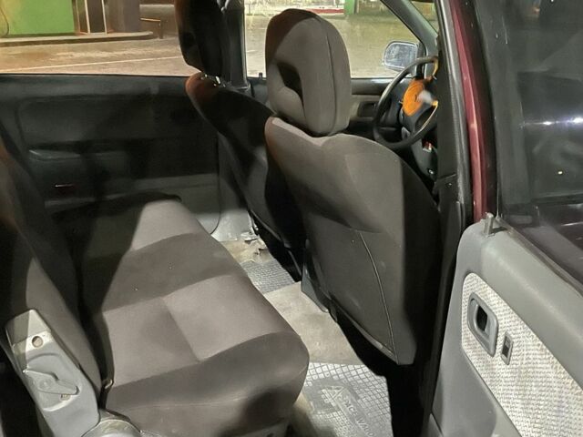 Красный Мицубиси Спейс Вагон, объемом двигателя 2 л и пробегом 300 тыс. км за 1050 $, фото 6 на Automoto.ua