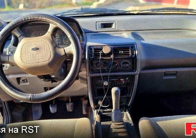 Мицубиси Спейс Вагон, объемом двигателя 2 л и пробегом 210 тыс. км за 2200 $, фото 3 на Automoto.ua