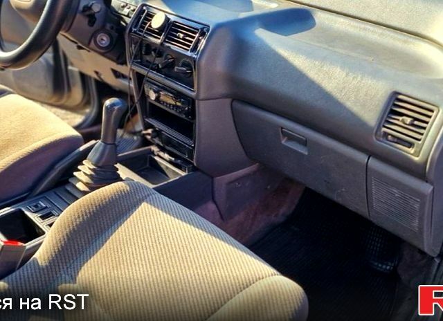 Мицубиси Спейс Вагон, объемом двигателя 2 л и пробегом 210 тыс. км за 2200 $, фото 4 на Automoto.ua