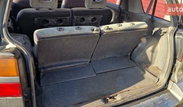 Серый Мицубиси Спейс Вагон, объемом двигателя 1.8 л и пробегом 410 тыс. км за 2000 $, фото 20 на Automoto.ua