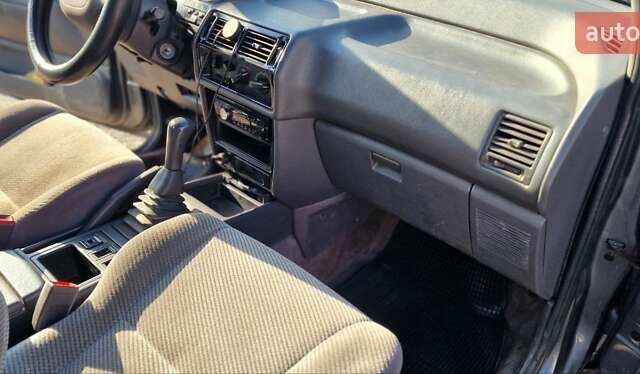 Серый Мицубиси Спейс Вагон, объемом двигателя 1.8 л и пробегом 410 тыс. км за 2000 $, фото 10 на Automoto.ua