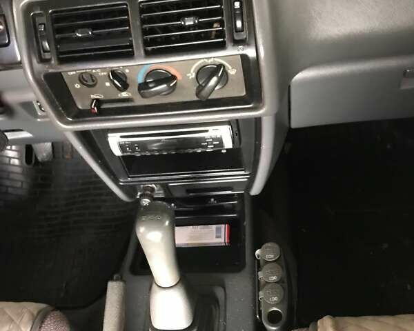 Мицубиси Спейс Вагон 1992 в Одессе на Automoto.ua Серый Мицубиси Спейс Вагон, объемом двигателя 1.8 л и пробегом 449 тыс. км за 2200 $, фото 5 на Automoto.ua