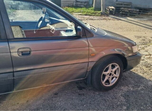 Сірий Міцубісі Спейс Вагон, об'ємом двигуна 1.8 л та пробігом 410 тис. км за 2000 $, фото 20 на Automoto.ua