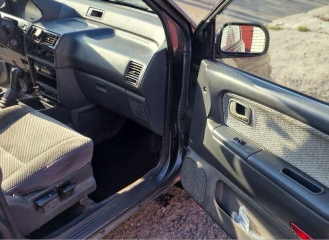 Сірий Міцубісі Спейс Вагон, об'ємом двигуна 1.8 л та пробігом 410 тис. км за 2000 $, фото 8 на Automoto.ua