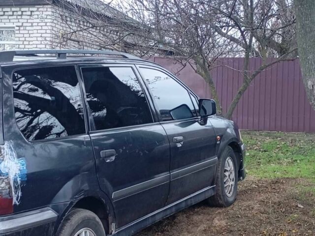 Синій Міцубісі Спейс Вагон, об'ємом двигуна 2.4 л та пробігом 1 тис. км за 1500 $, фото 2 на Automoto.ua