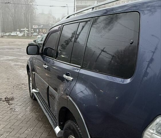 Синій Міцубісі Спейс Вагон, об'ємом двигуна 3 л та пробігом 800 тис. км за 7800 $, фото 3 на Automoto.ua