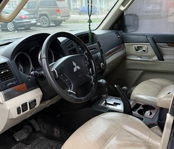 Синій Міцубісі Спейс Вагон, об'ємом двигуна 3 л та пробігом 800 тис. км за 7800 $, фото 6 на Automoto.ua