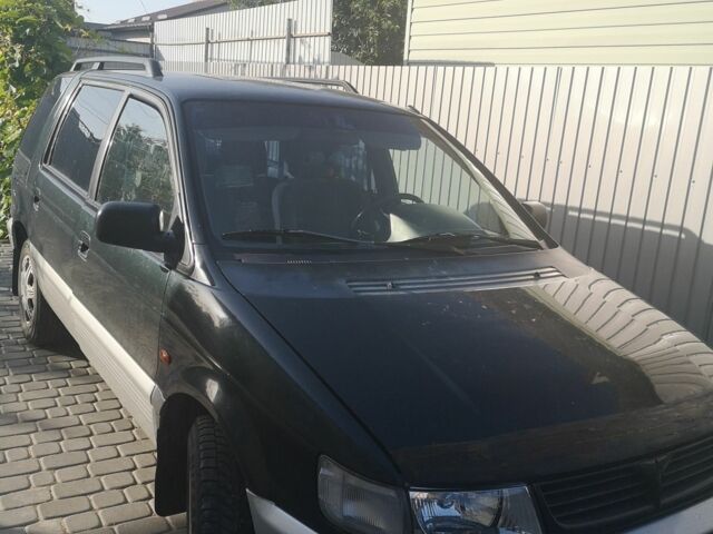 Зеленый Мицубиси Спейс Вагон, объемом двигателя 0 л и пробегом 230 тыс. км за 3300 $, фото 4 на Automoto.ua