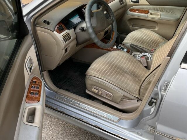 Сірий Міцубісі Віраж, об'ємом двигуна 1.8 л та пробігом 347 тис. км за 2799 $, фото 7 на Automoto.ua